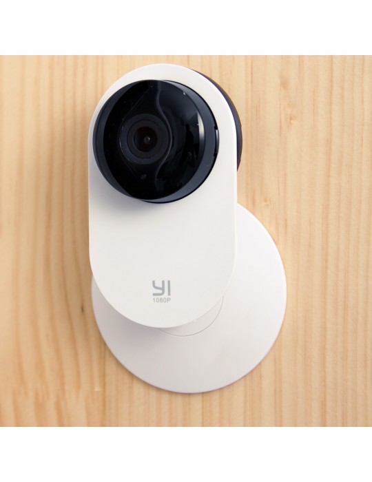 [Y20] YI Home Cámara Vigilancia Cámara IP 1080p en la pared.