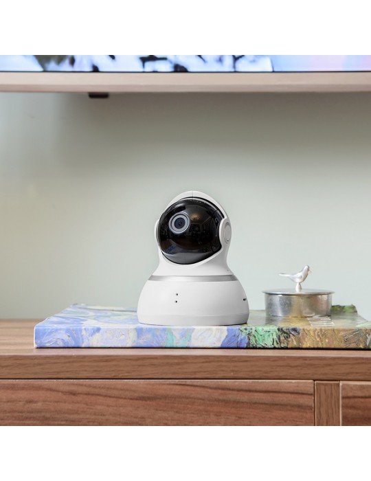 [H20] YI Domo Cámara Vigilancia Blanco 1080p Interno Cámara IP, sobre mesa de madera con muebles